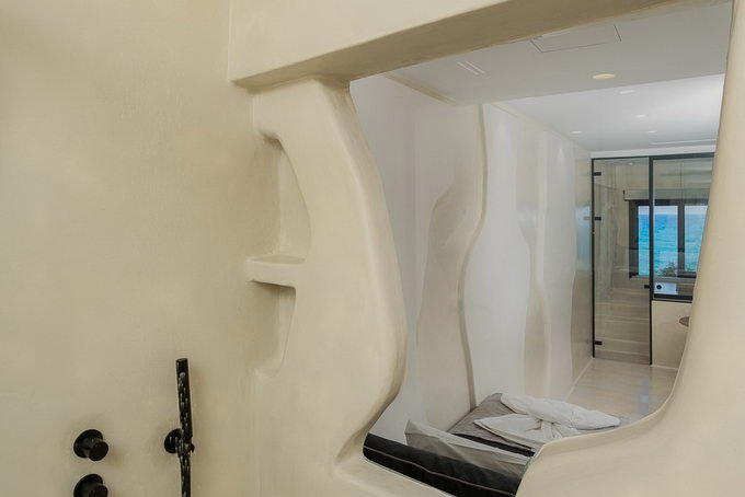 Portara Superior Suites with Sea View & Hot Tub